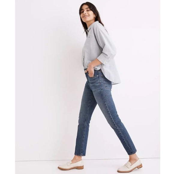 Madewell Perfect Vintage Crop Jean in Cartigan Wash Mid Wash Color Distressed 28